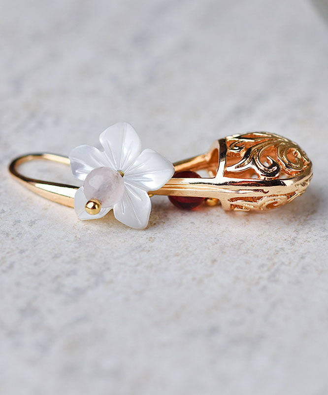 Simple White Shell Flower Red Gem Stone 14K Gold Stud Earrings